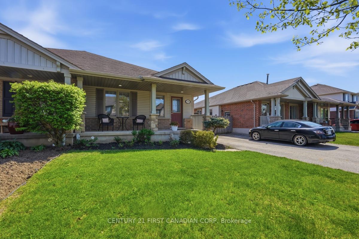 Photo 3 of 30 Pear Tree Avenue, St. Thomas — HOMEH