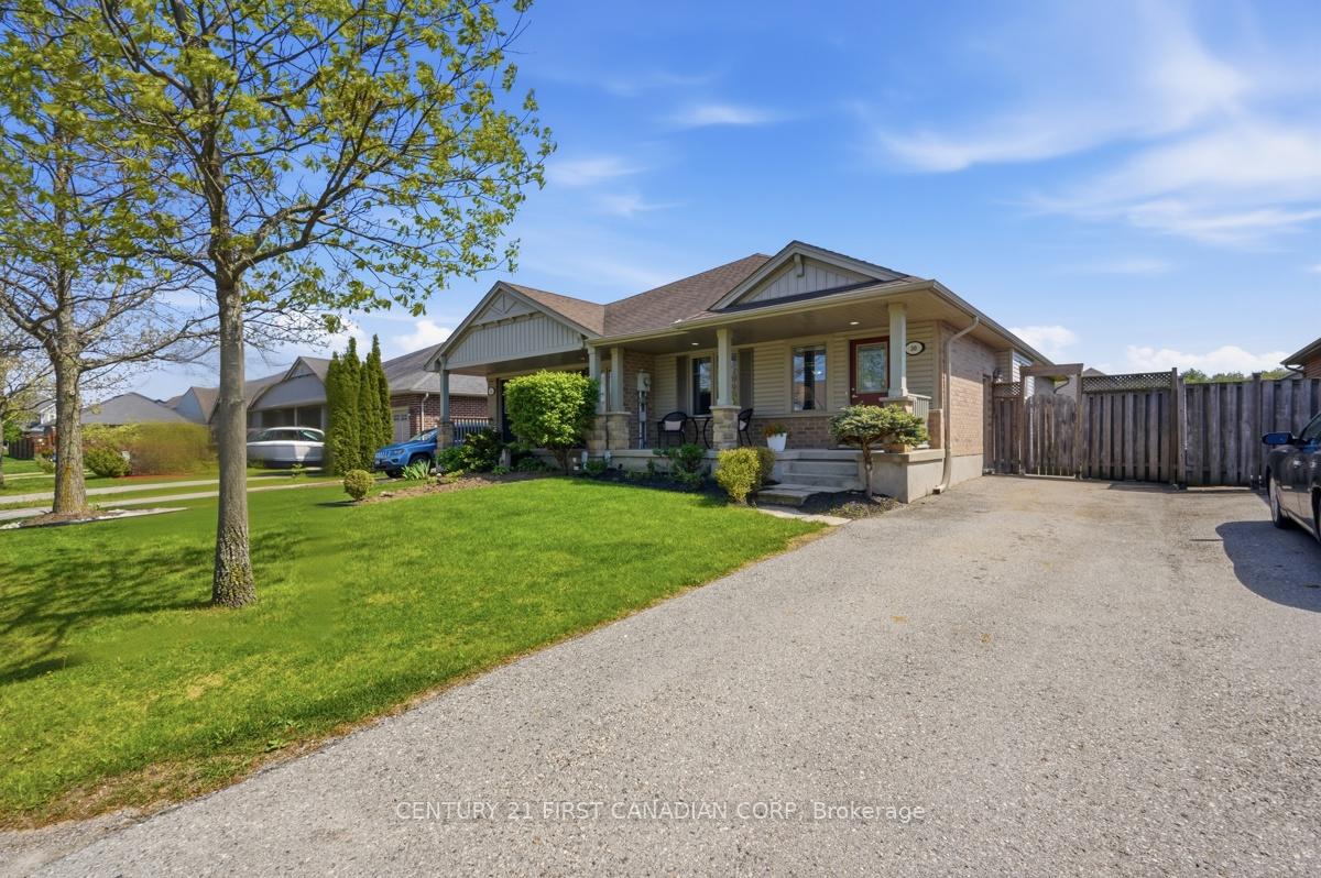 Photo 5 of 30 Pear Tree Avenue, St. Thomas — HOMEH