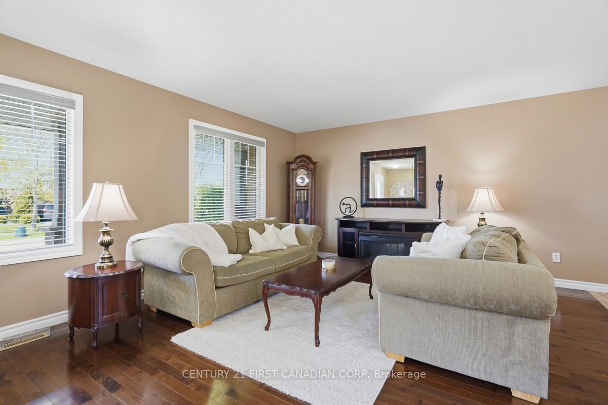 Photo 10 of 30 Pear Tree Avenue, St. Thomas — HOMEH