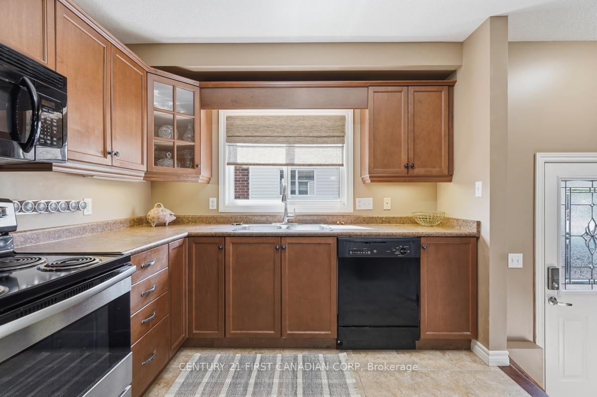 Photo 16 of 30 Pear Tree Avenue, St. Thomas — HOMEH