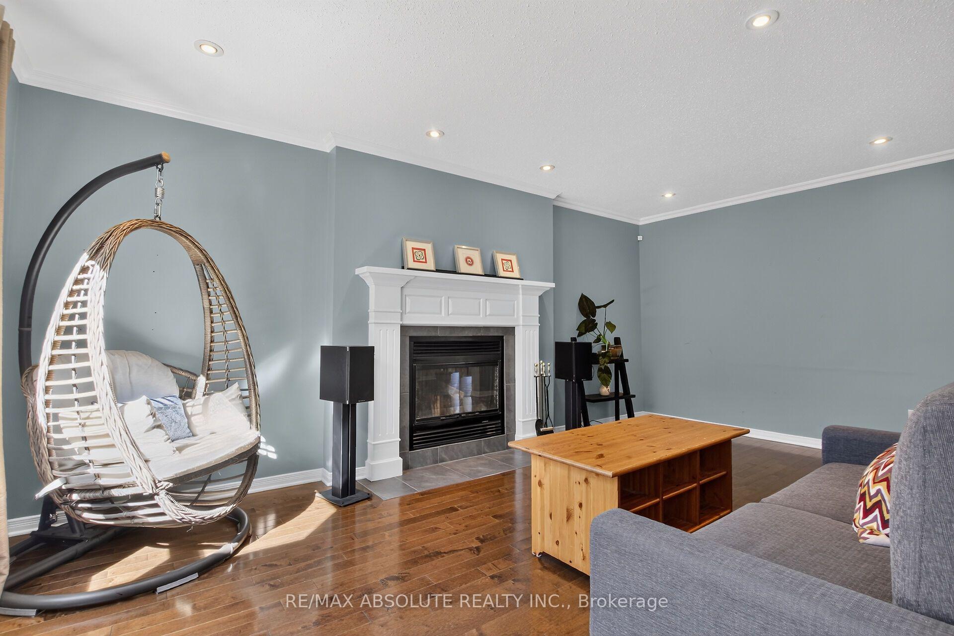 Photo 9 of 67 Youngs Farm Way, Ottawa, Kanata - Katimavik — HOMEH
