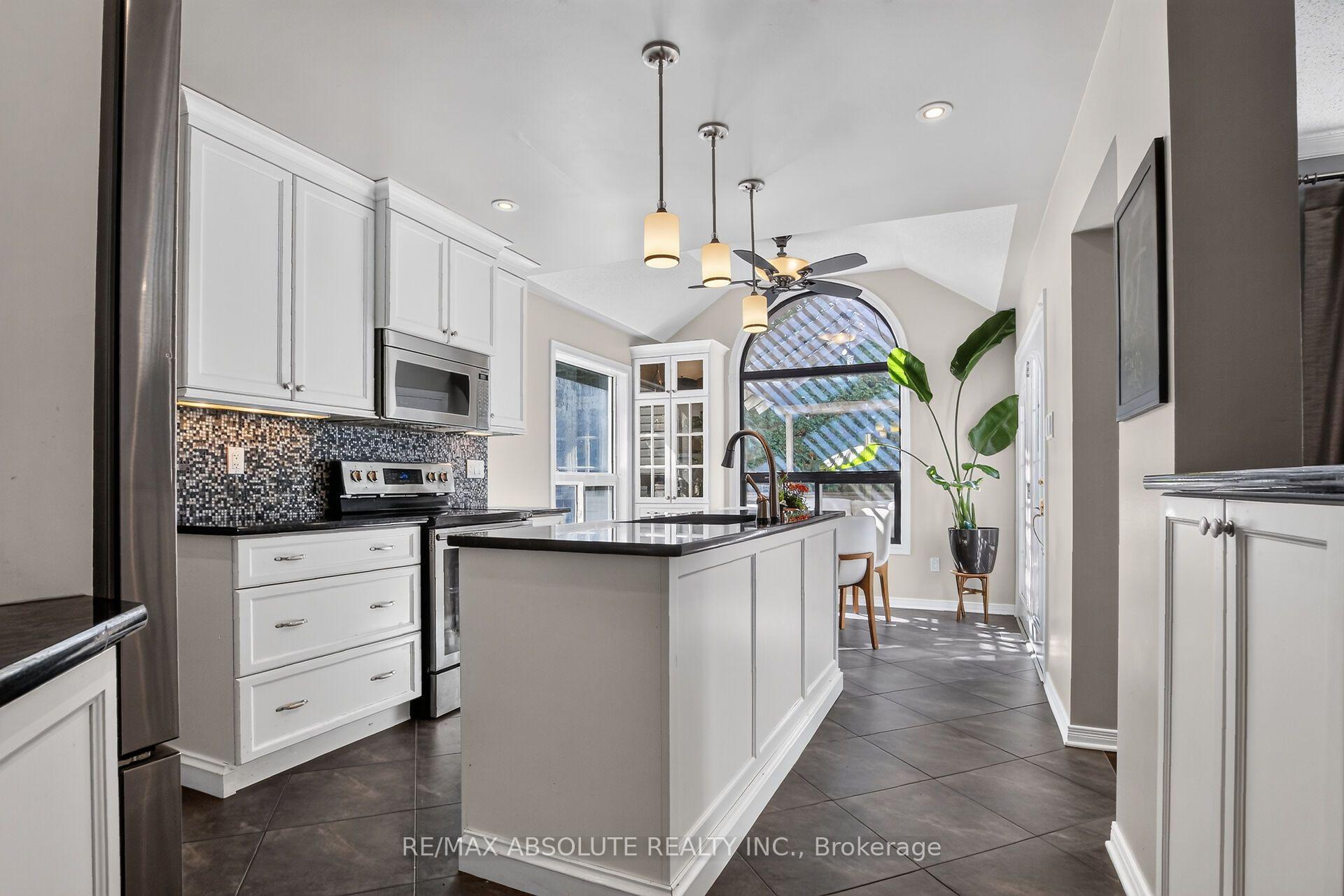 Photo 12 of 67 Youngs Farm Way, Ottawa, Kanata - Katimavik — HOMEH