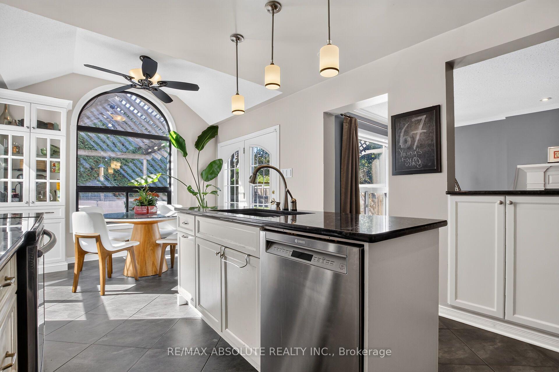 Photo 13 of 67 Youngs Farm Way, Ottawa, Kanata - Katimavik — HOMEH
