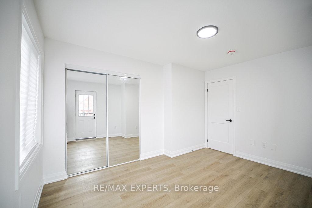Photo 9 of Unit 4, 426 Veterans Drive, Barrie, Holly — HOMEH
