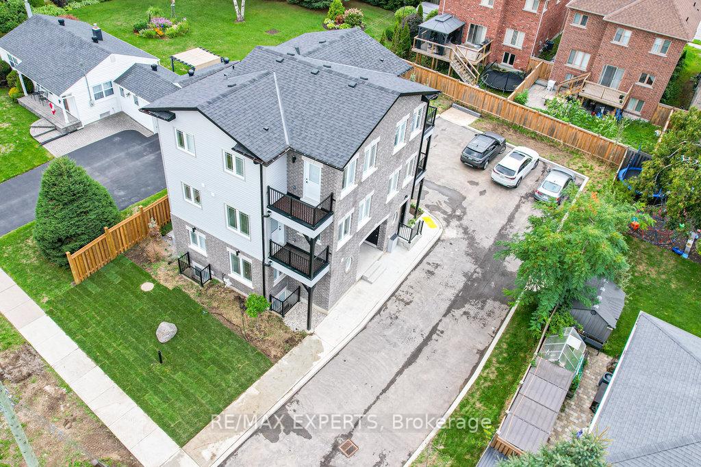 Photo 18 of Unit 4, 426 Veterans Drive, Barrie, Holly — HOMEH
