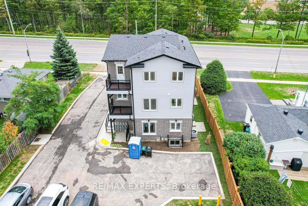 Photo 19 of Unit 4, 426 Veterans Drive, Barrie, Holly — HOMEH