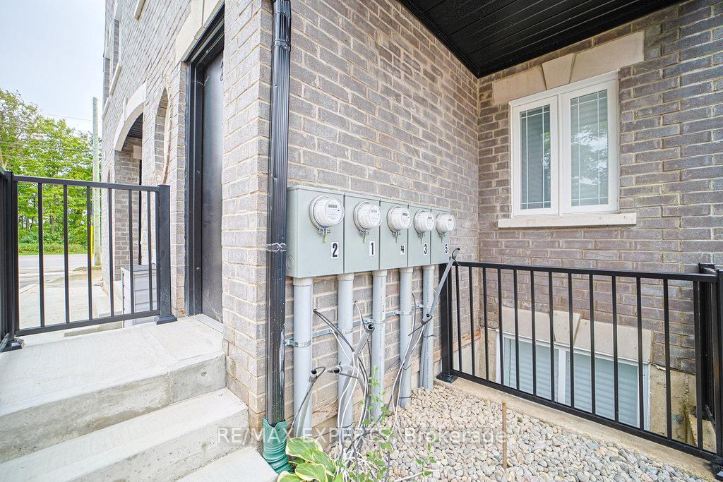 Photo 21 of Unit 4, 426 Veterans Drive, Barrie, Holly — HOMEH