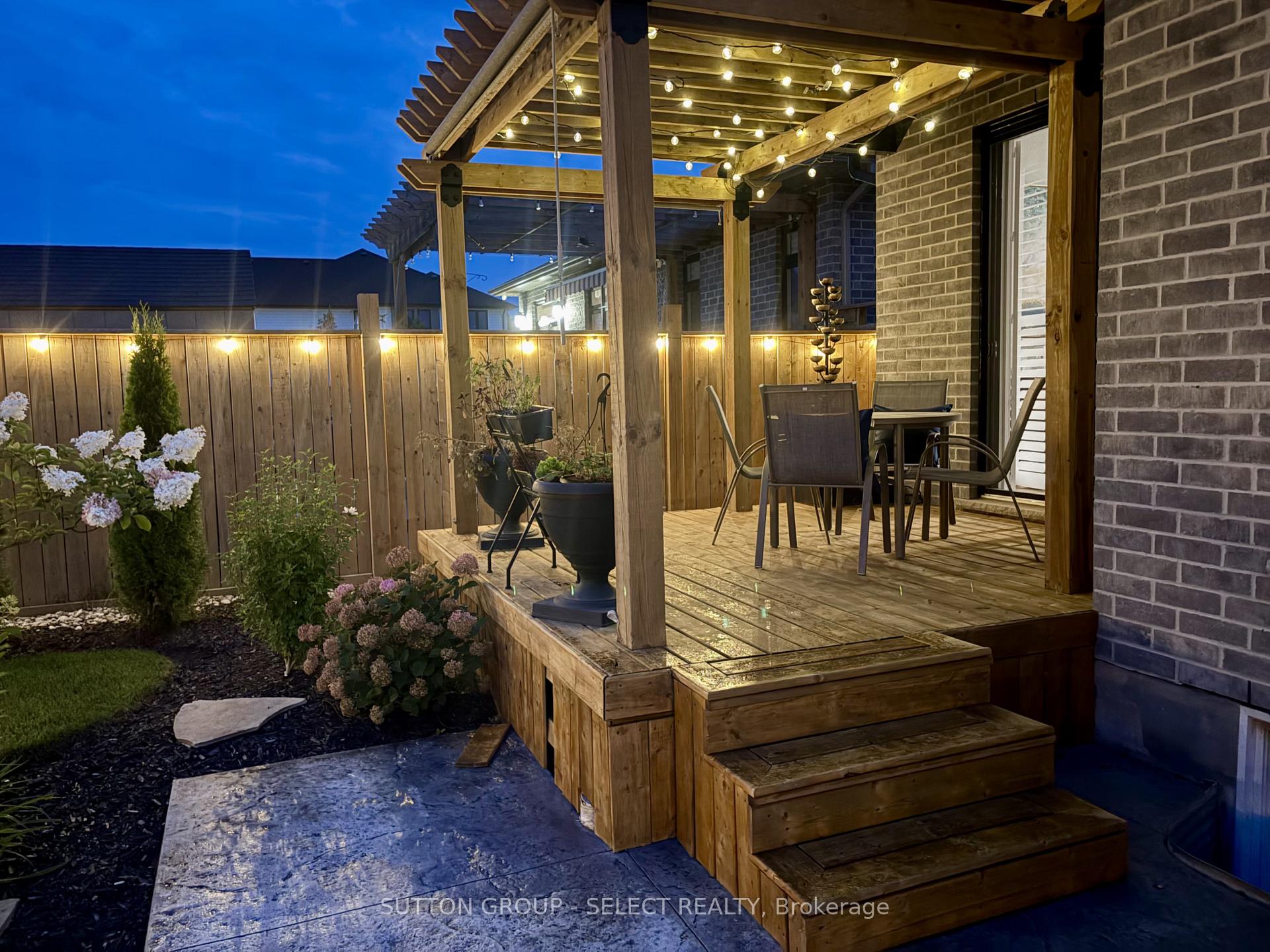 Photo 3 of 38 Royal Dornoch Drive, St. Thomas — HOMEH
