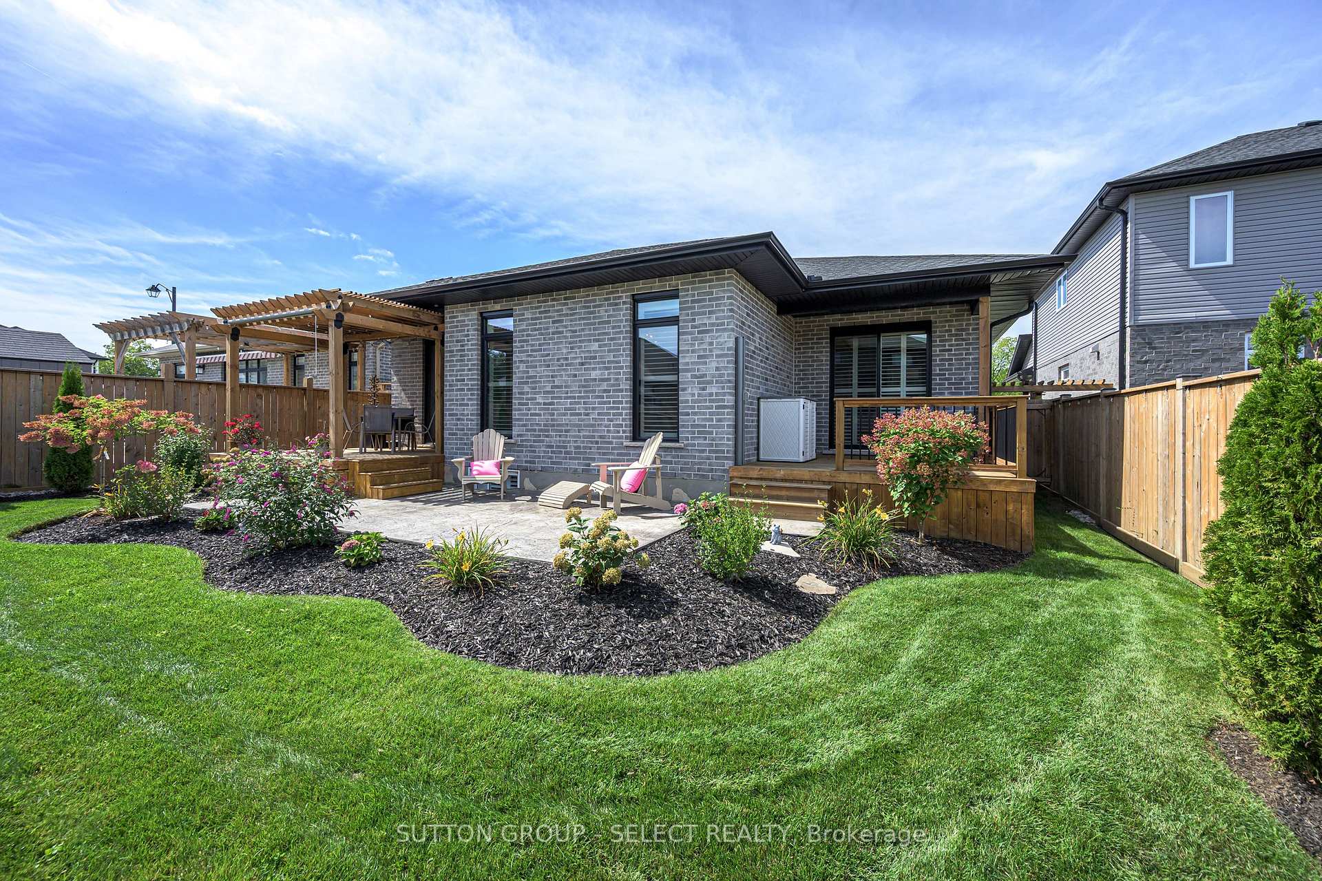 Photo 5 of 38 Royal Dornoch Drive, St. Thomas — HOMEH