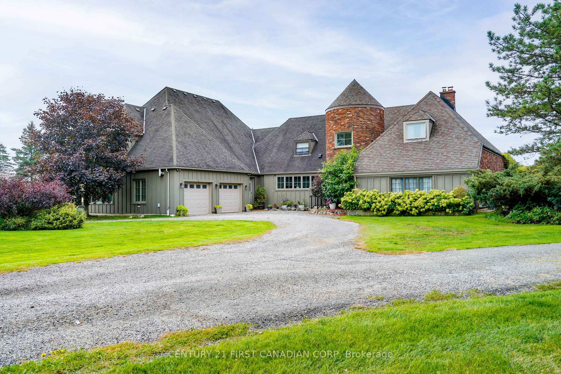 Photo 2 of 21485 Vanneck Road, Middlesex Centre, Rural Middlesex Centre — HOMEH