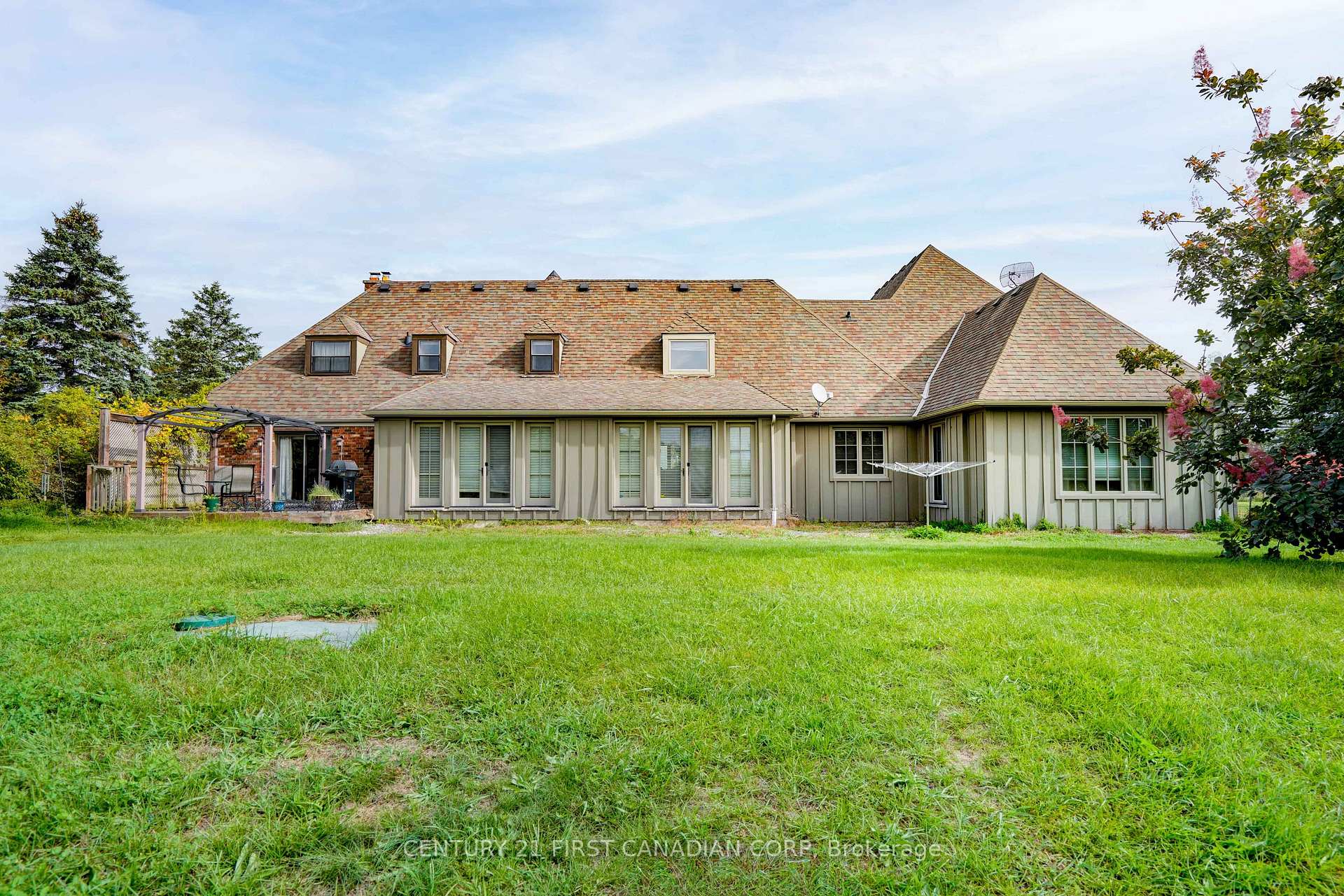 Photo 36 of 21485 Vanneck Road, Middlesex Centre, Rural Middlesex Centre — HOMEH