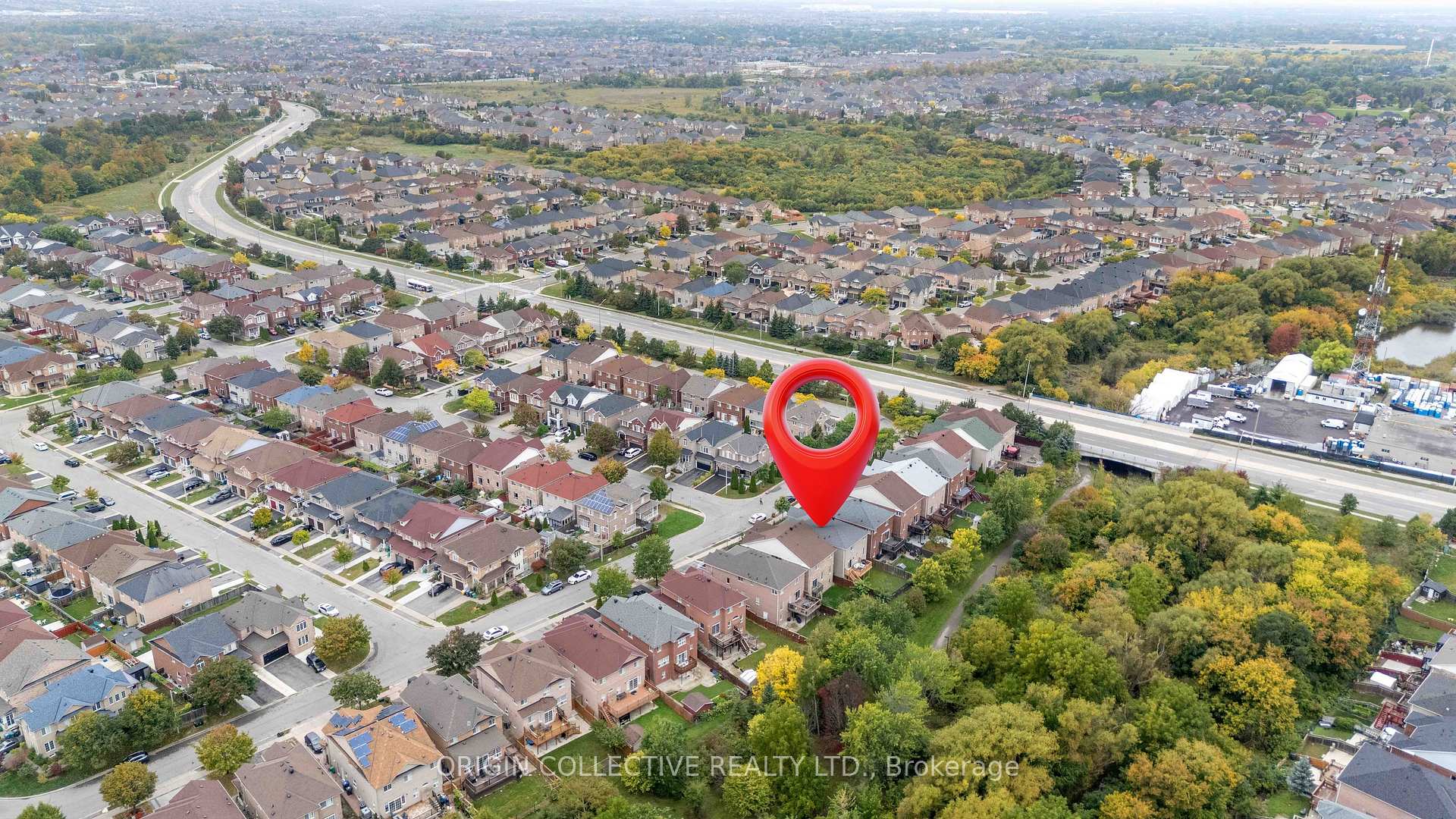 Photo 5 of 51 Goreway Valley Trail, Brampton, Vales of Castlemore North — HOMEH