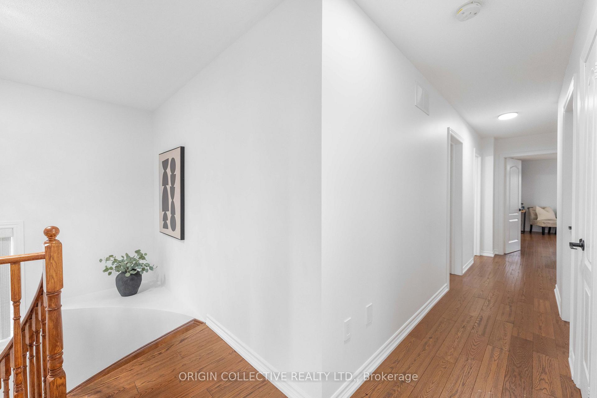 Photo 34 of 51 Goreway Valley Trail, Brampton, Vales of Castlemore North — HOMEH