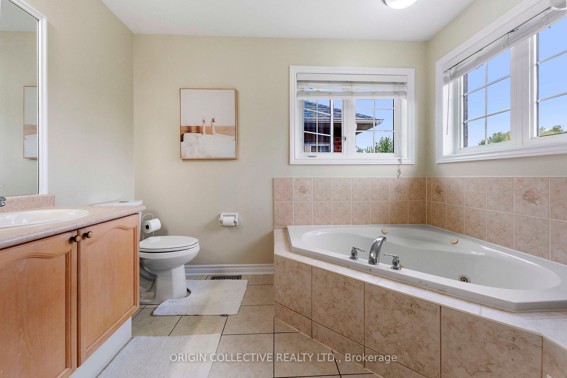 Photo 45 of 51 Goreway Valley Trail, Brampton, Vales of Castlemore North — HOMEH