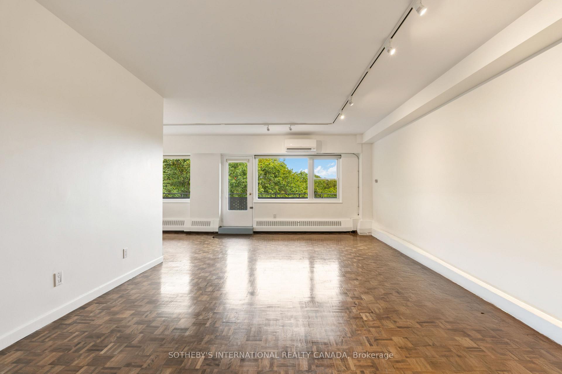 Photo 11 of Unit 945, 21 Dale Avenue, Toronto, Rosedale-Moore Park — HOMEH