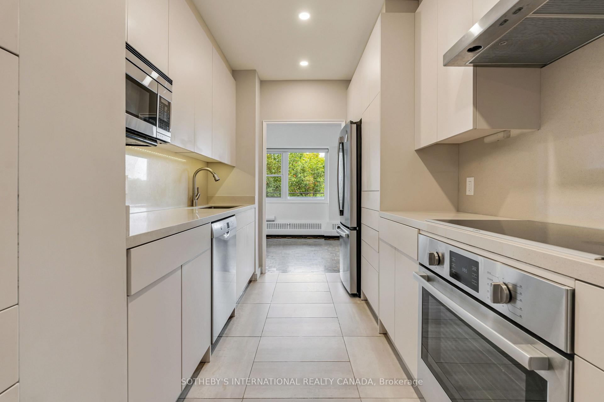 Photo 13 of Unit 945, 21 Dale Avenue, Toronto, Rosedale-Moore Park — HOMEH