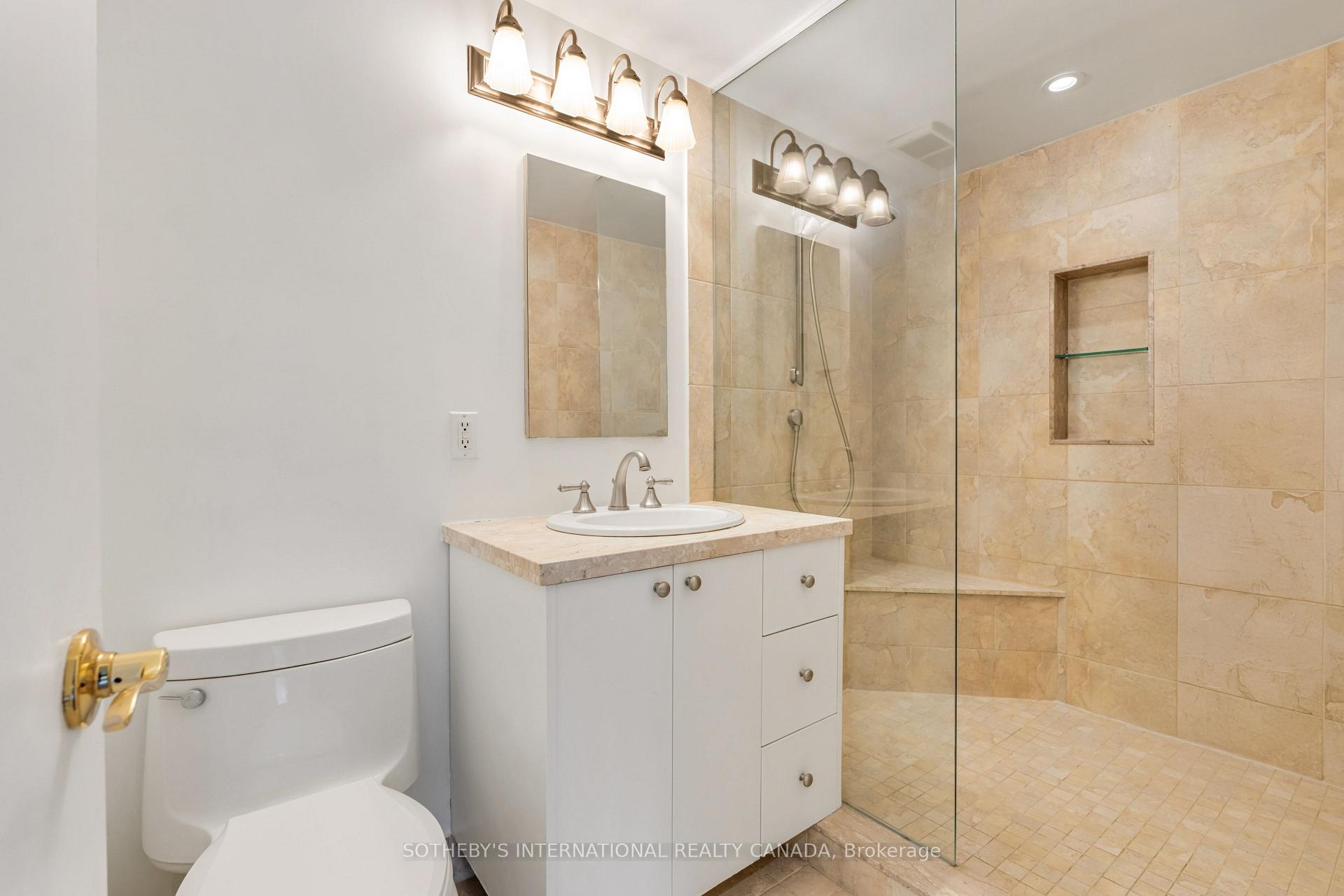 Photo 17 of Unit 945, 21 Dale Avenue, Toronto, Rosedale-Moore Park — HOMEH