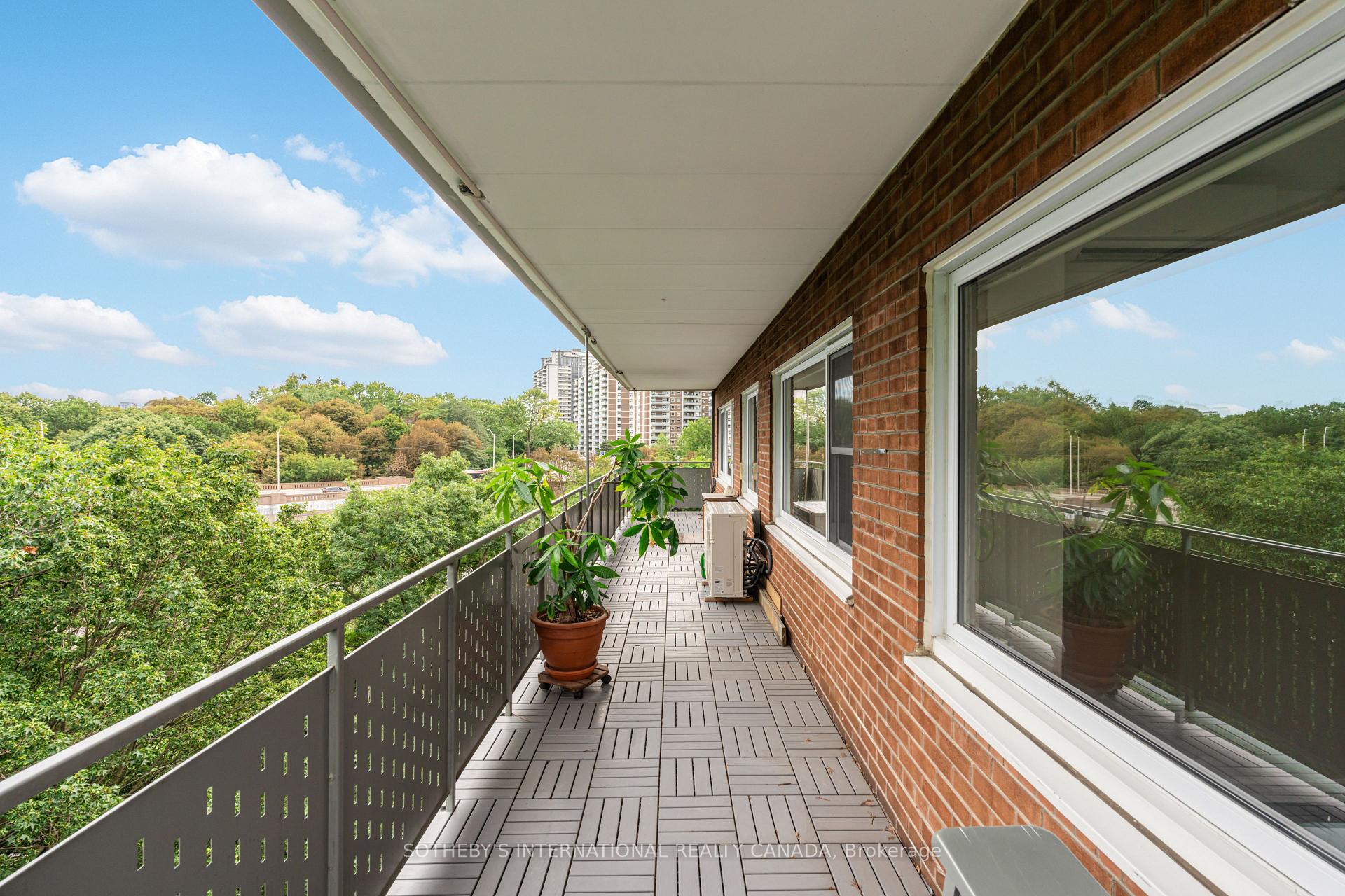 Photo 20 of Unit 945, 21 Dale Avenue, Toronto, Rosedale-Moore Park — HOMEH