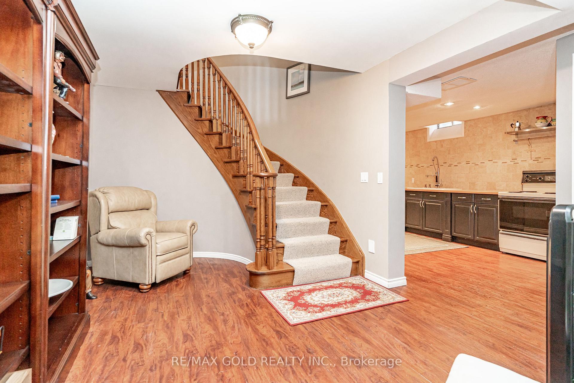 Photo 74 of 690 Peter Robertson Boulevard, Brampton, Sandringham-Wellington — HOMEH