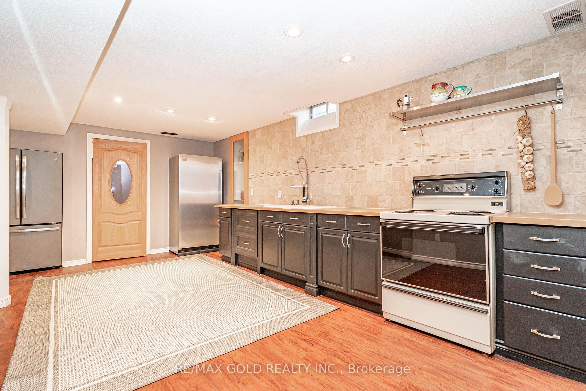 Photo 78 of 690 Peter Robertson Boulevard, Brampton, Sandringham-Wellington — HOMEH