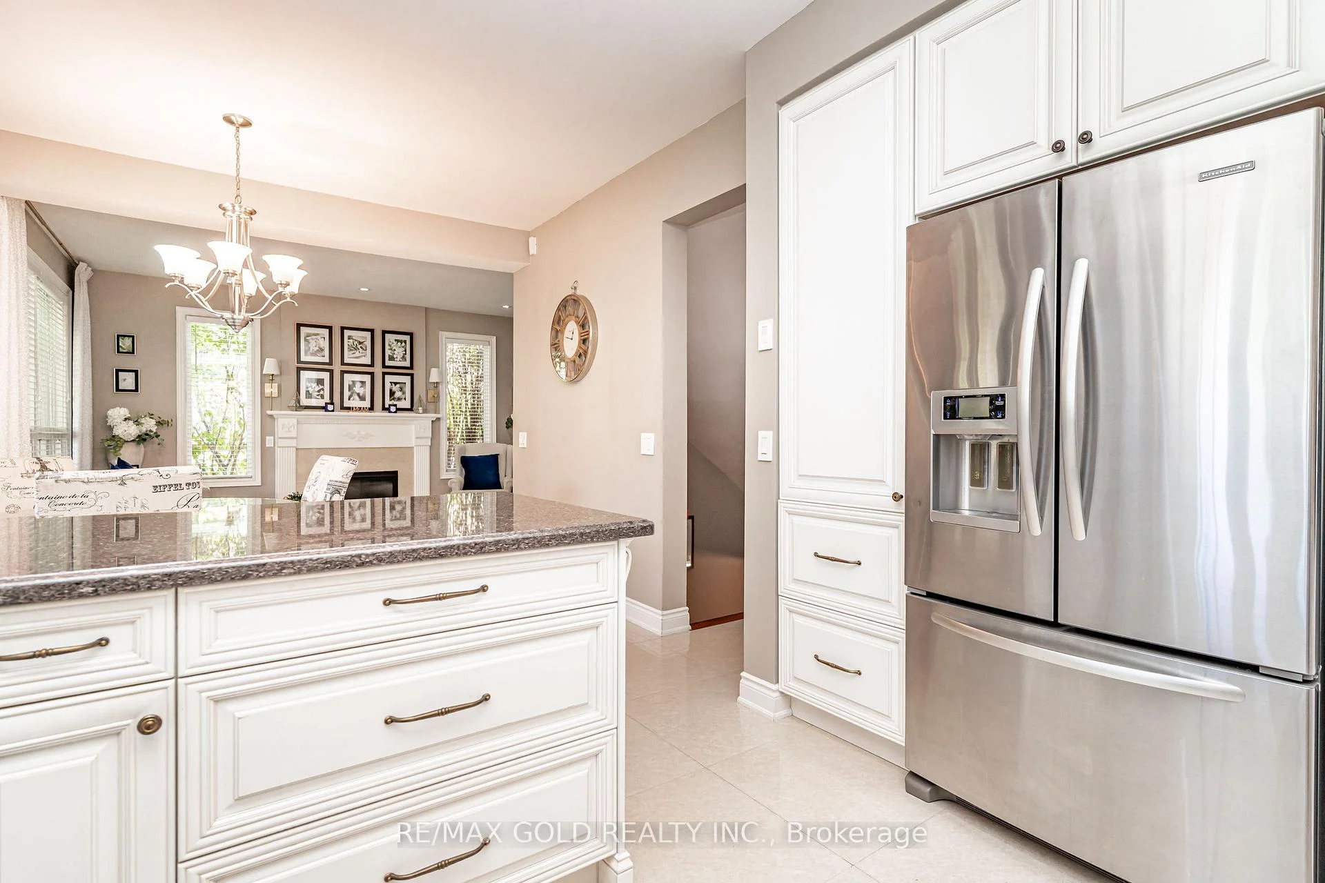 Photo 23 of 690 Peter Robertson Boulevard, Brampton, Sandringham-Wellington — HOMEH