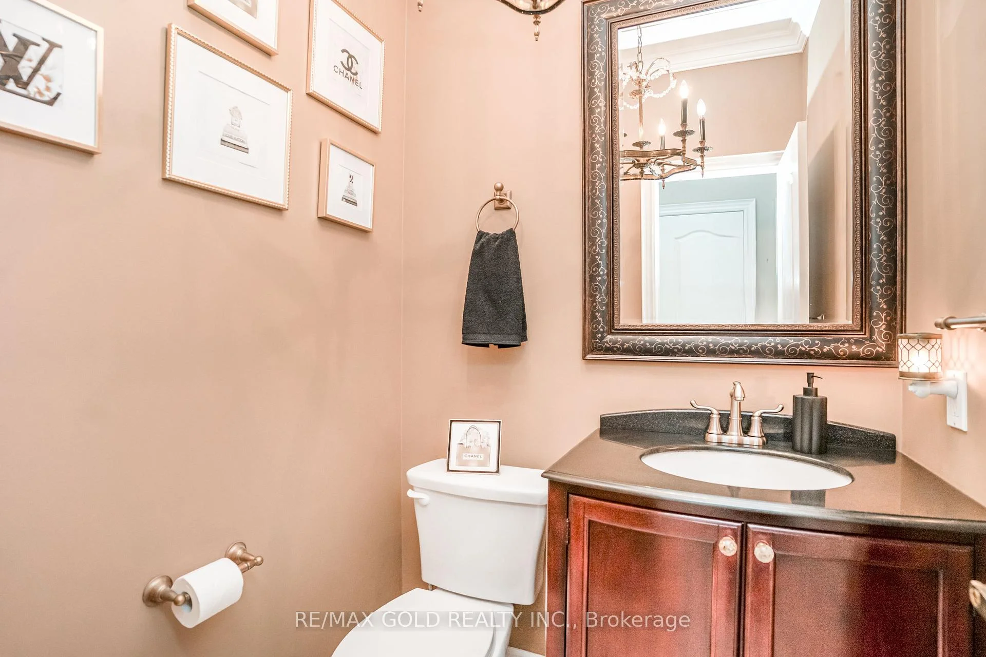 Photo 35 of 690 Peter Robertson Boulevard, Brampton, Sandringham-Wellington — HOMEH