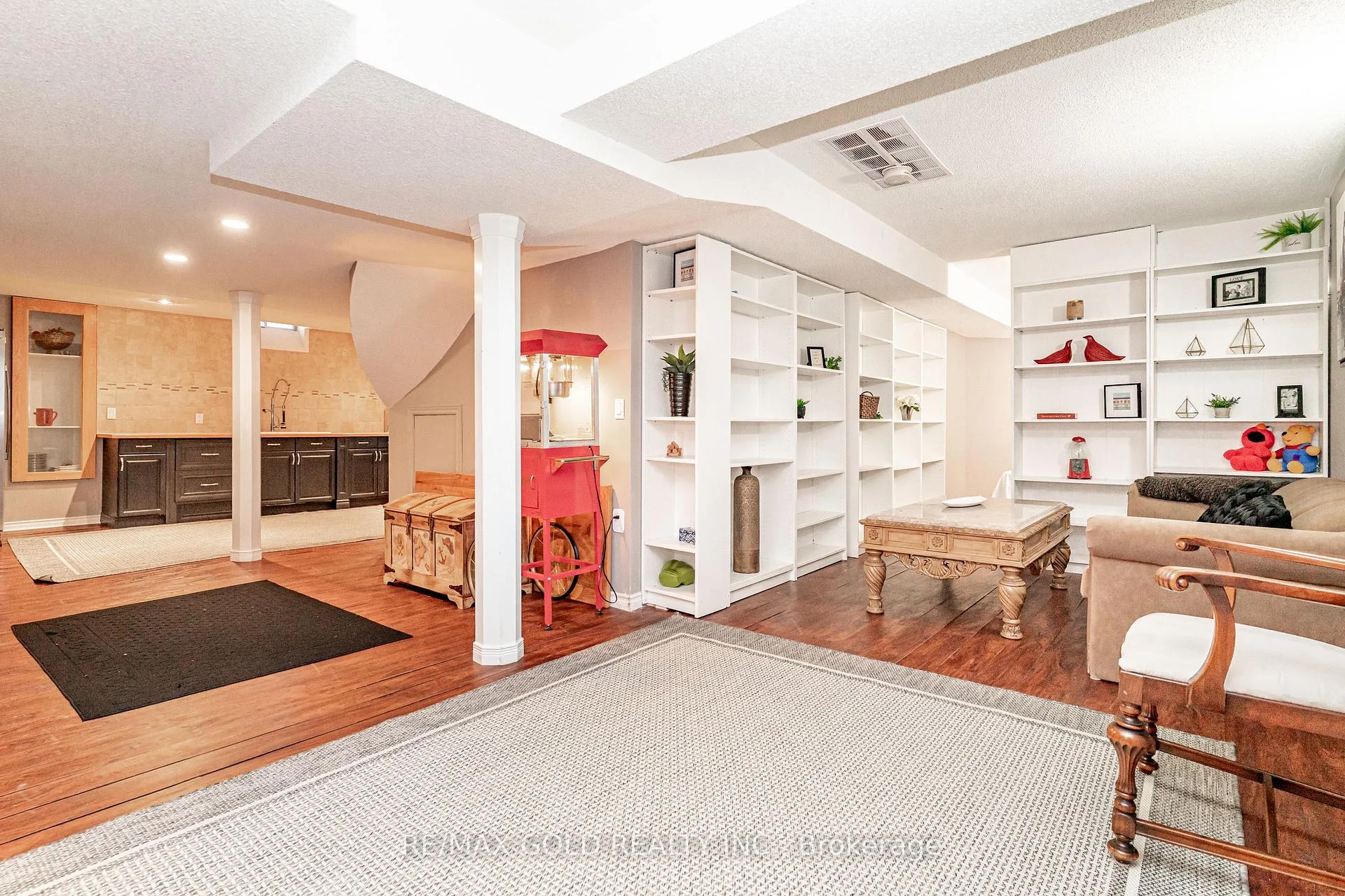 Photo 71 of 690 Peter Robertson Boulevard, Brampton, Sandringham-Wellington — HOMEH