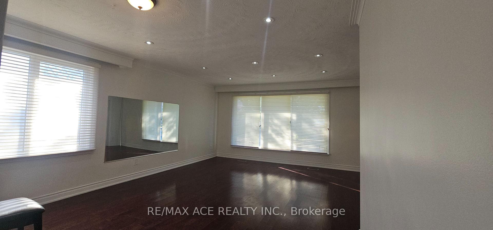 Photo 6 of Unit Main, 87 Lynnbrook Drive, Scarborough, Woburn — HOMEH