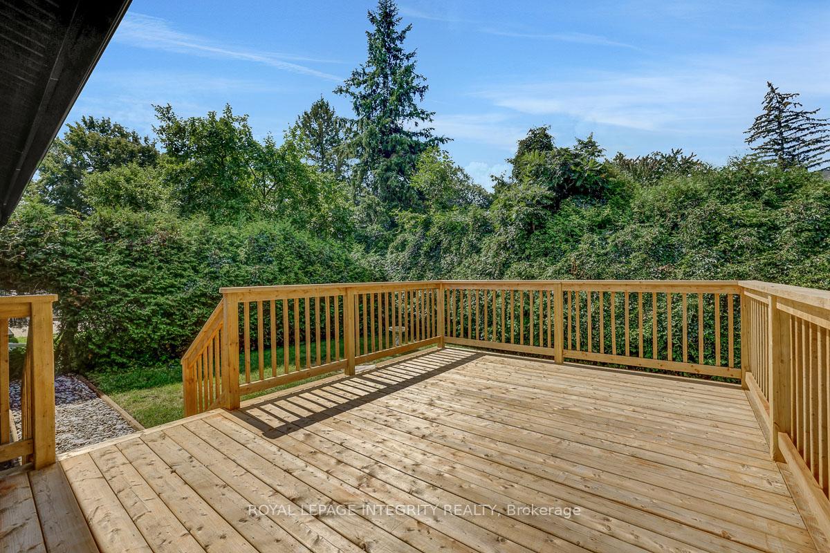 Photo 49 of 8 Brian Crescent, Ottawa, Bruce Farm/Graham Park/Qualicum/Bellands — HOMEH