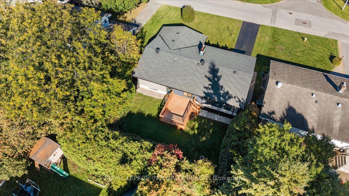 Photo 52 of 8 Brian Crescent, Ottawa, Bruce Farm/Graham Park/Qualicum/Bellands — HOMEH