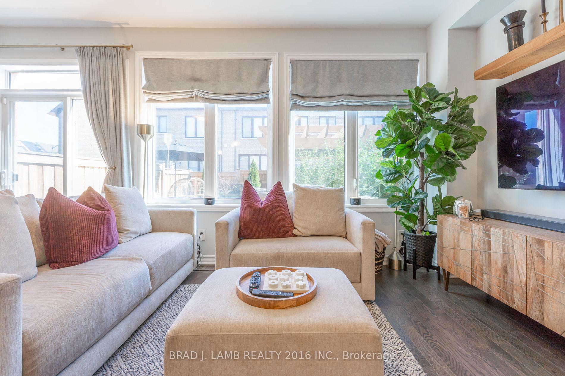 Photo 13 of 57 Sutcliffe Drive, Whitby, Rolling Acres — HOMEH