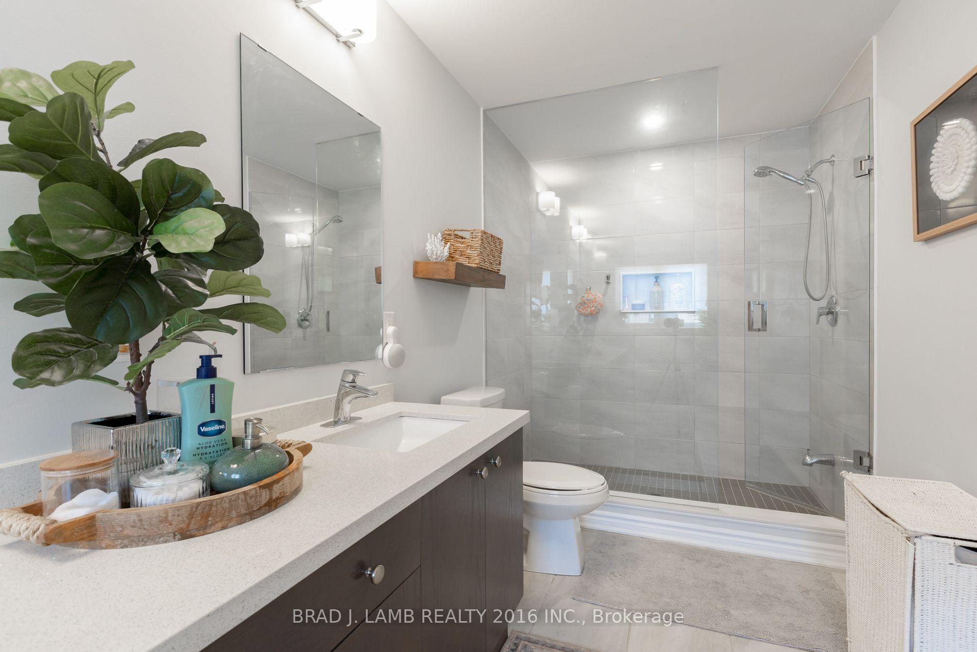 Photo 25 of 57 Sutcliffe Drive, Whitby, Rolling Acres — HOMEH