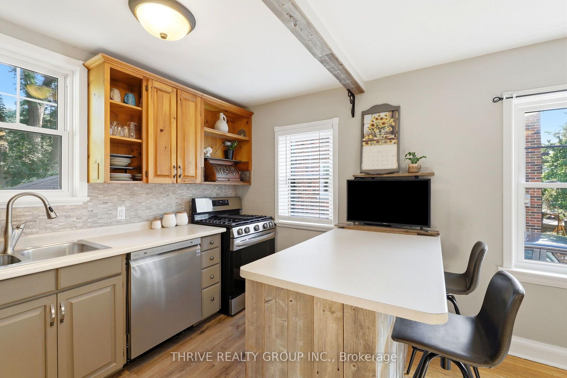 Photo 10 of 164 Devonshire Avenue, London, South G — HOMEH