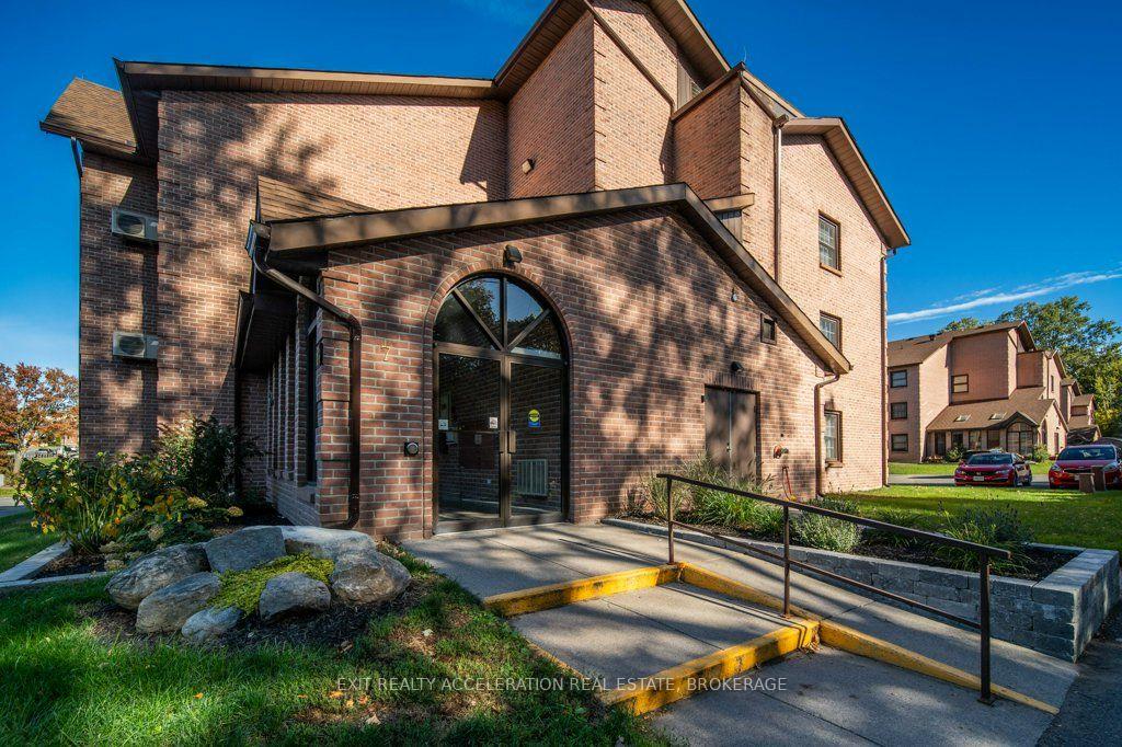 Photo 4 of Unit 106, 7 Centre Street S, Greater Napanee, Greater Napanee — HOMEH