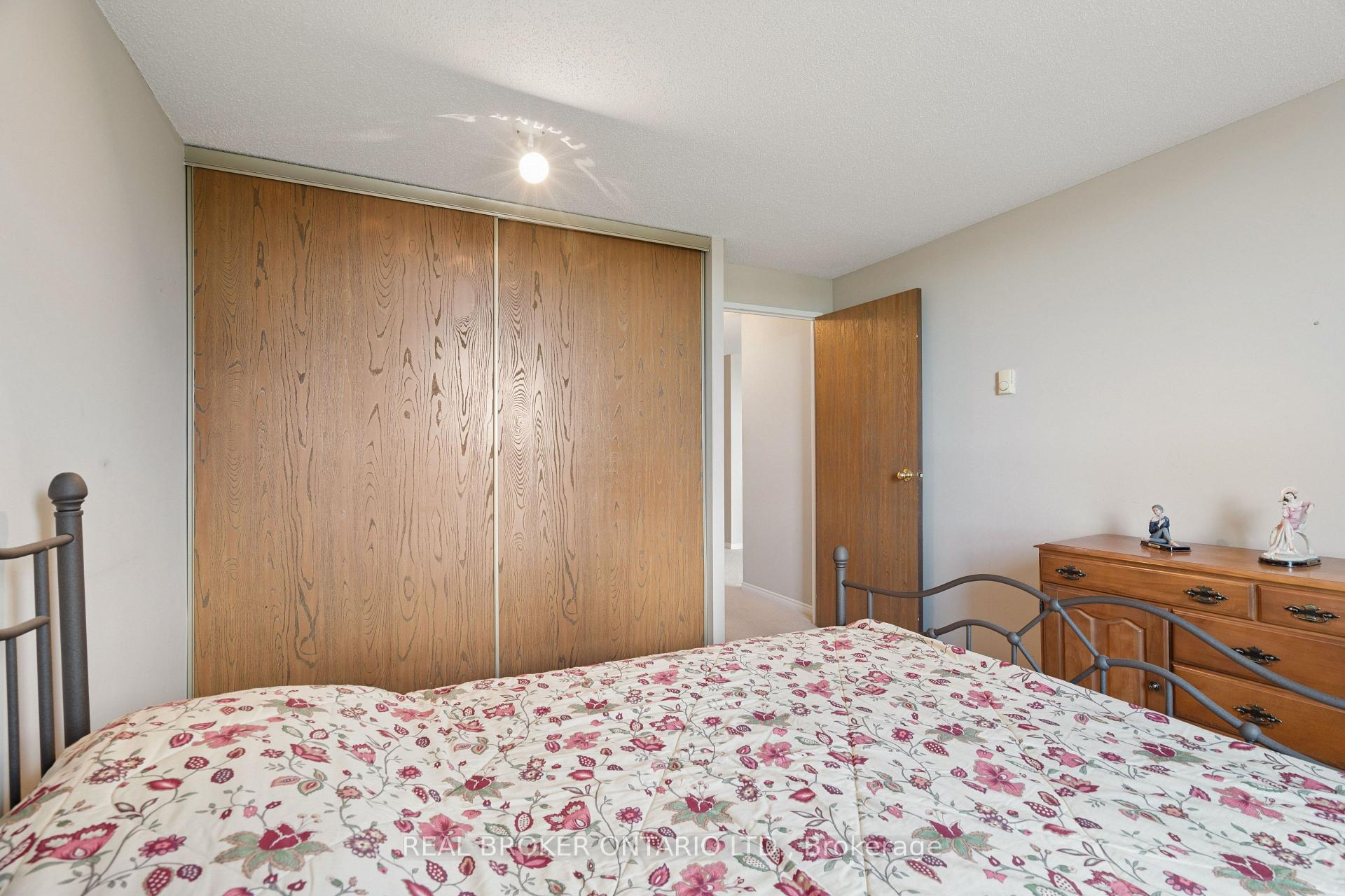 Photo 27 of Unit 508, 35 Green Valley Drive, Kitchener, Pioneer Park — HOMEH