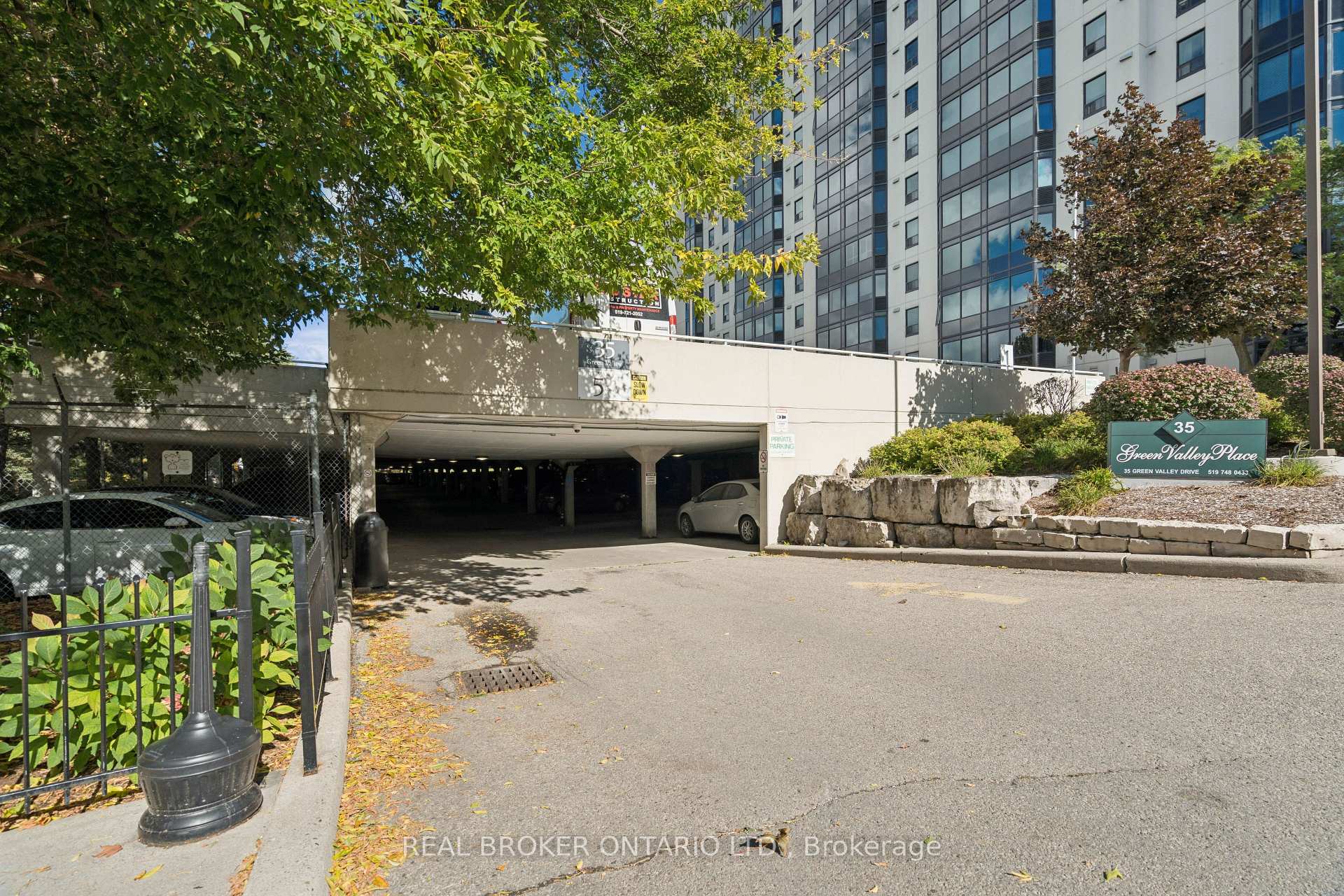 Photo 36 of Unit 508, 35 Green Valley Drive, Kitchener, Pioneer Park — HOMEH