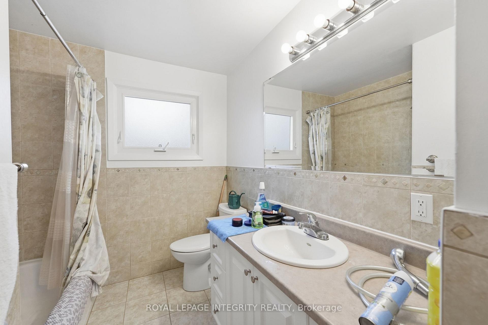 Photo 16 of Unit 3, 828 Tavistock Road, Ottawa, Queensway Terrace North — HOMEH