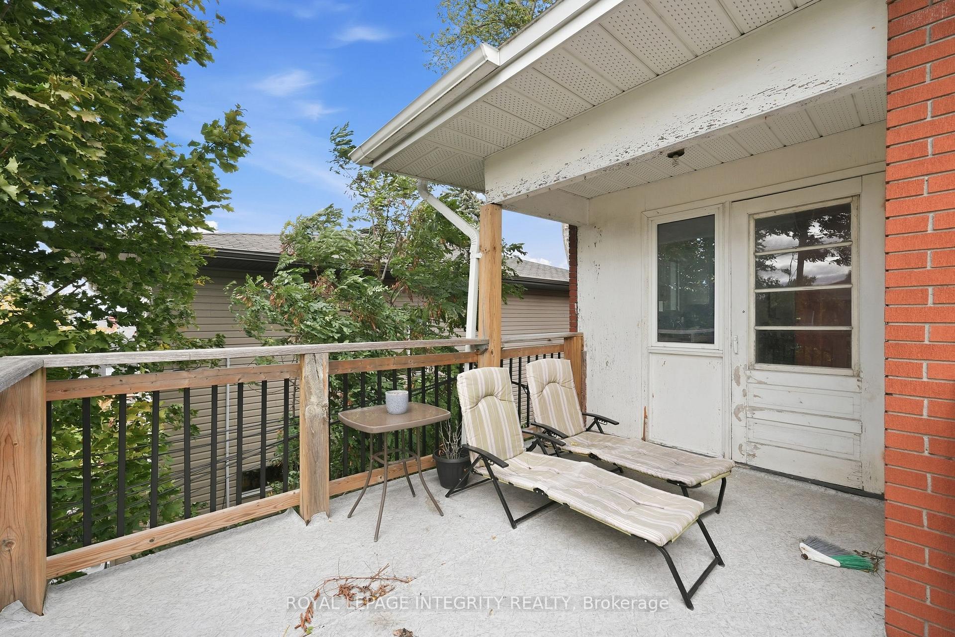 Photo 18 of Unit 3, 828 Tavistock Road, Ottawa, Queensway Terrace North — HOMEH
