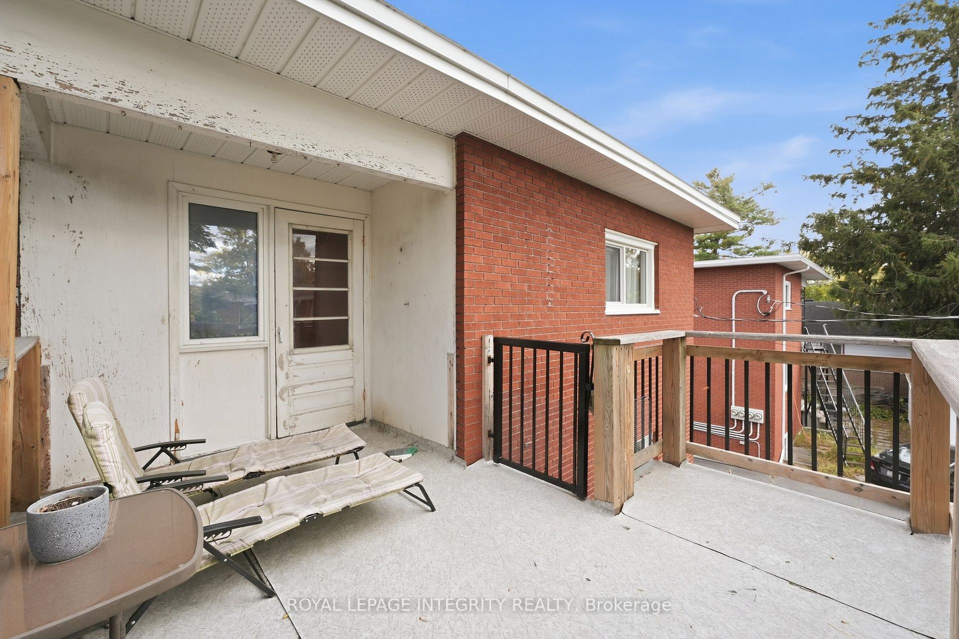 Photo 19 of Unit 3, 828 Tavistock Road, Ottawa, Queensway Terrace North — HOMEH