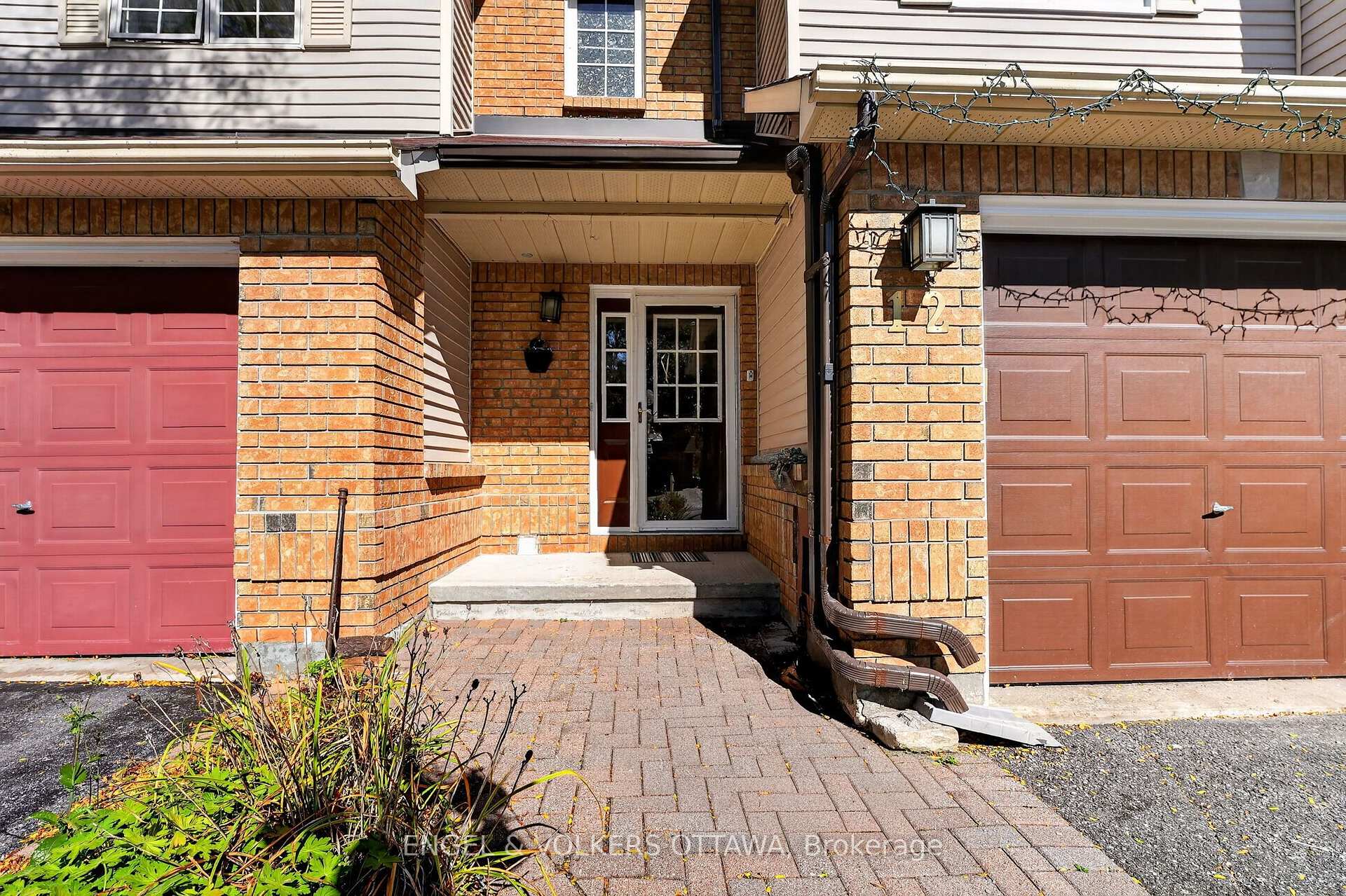 Photo 3 of 12 Kalbrook Street, Ottawa, Kanata - Kanata Lakes/Heritage Hills — HOMEH