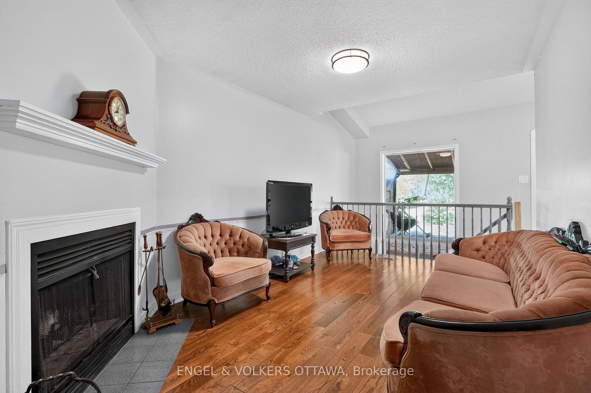 Photo 19 of 12 Kalbrook Street, Ottawa, Kanata - Kanata Lakes/Heritage Hills — HOMEH