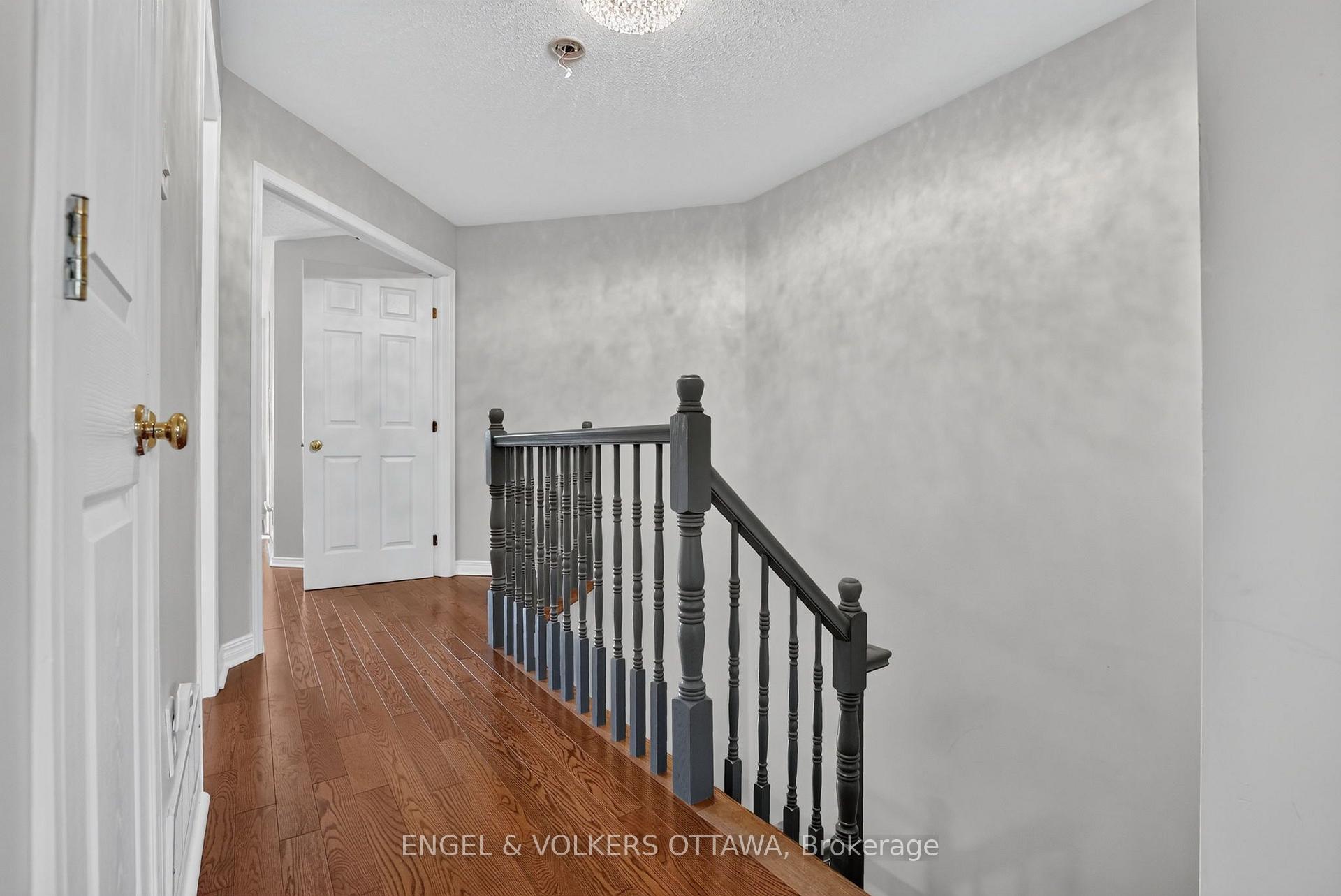 Photo 21 of 12 Kalbrook Street, Ottawa, Kanata - Kanata Lakes/Heritage Hills — HOMEH