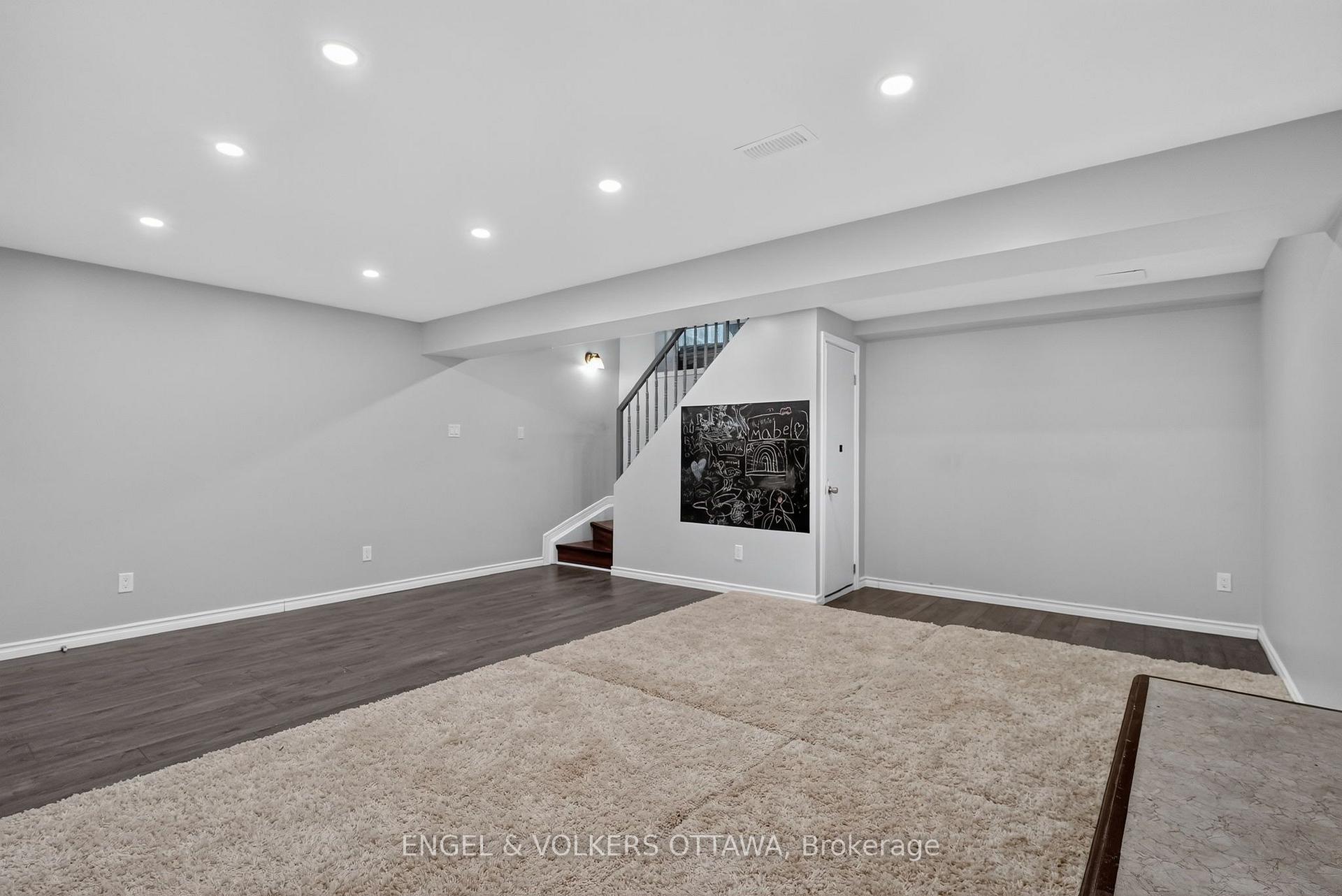 Photo 31 of 12 Kalbrook Street, Ottawa, Kanata - Kanata Lakes/Heritage Hills — HOMEH