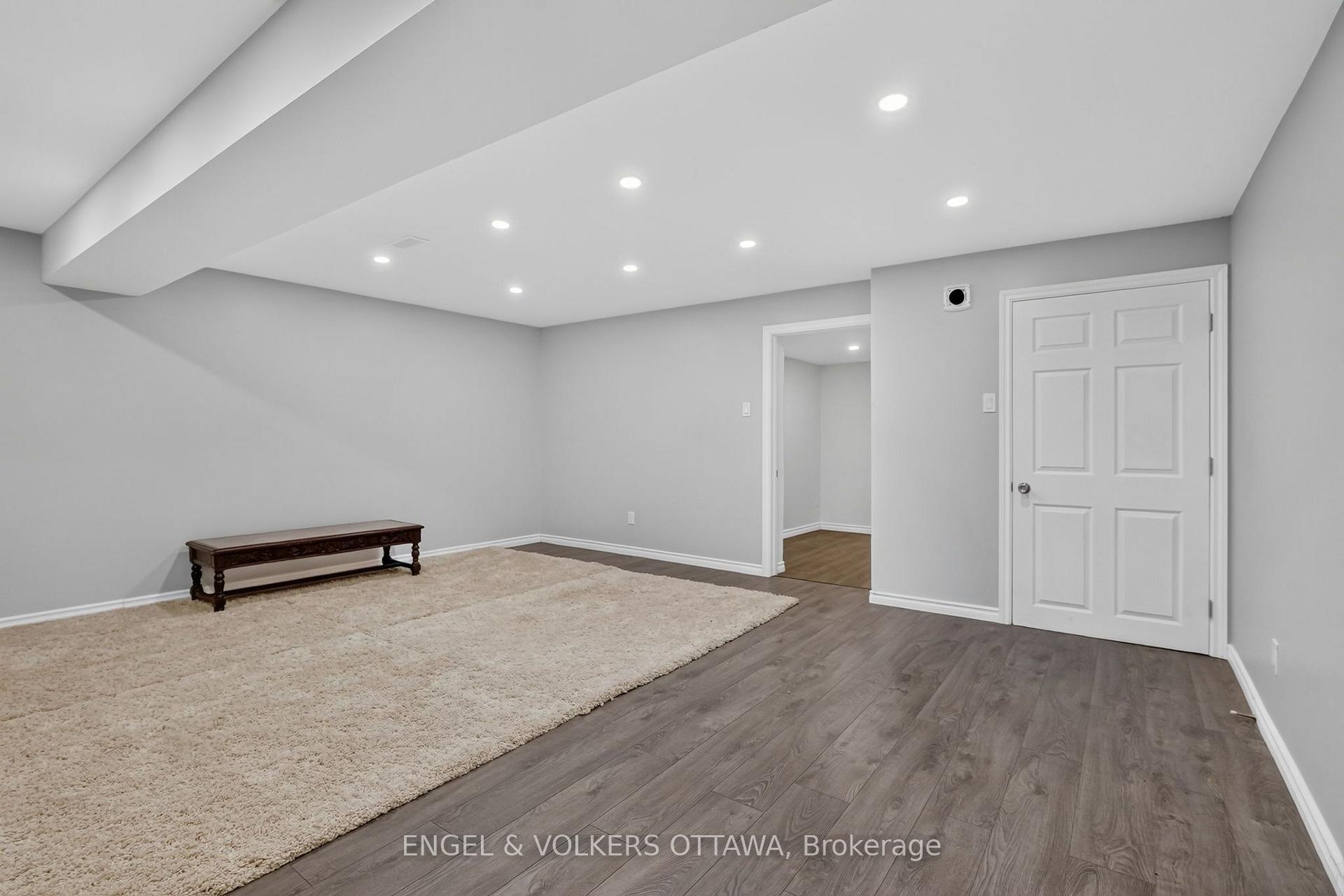 Photo 32 of 12 Kalbrook Street, Ottawa, Kanata - Kanata Lakes/Heritage Hills — HOMEH