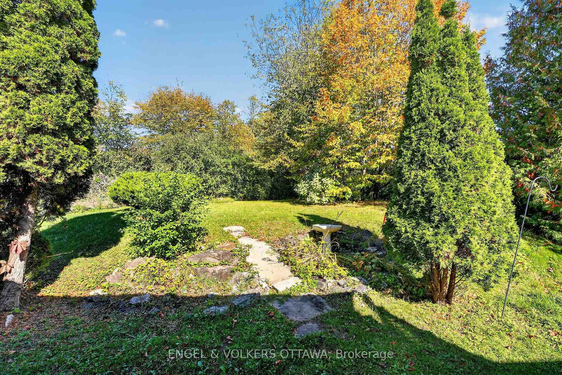 Photo 38 of 12 Kalbrook Street, Ottawa, Kanata - Kanata Lakes/Heritage Hills — HOMEH