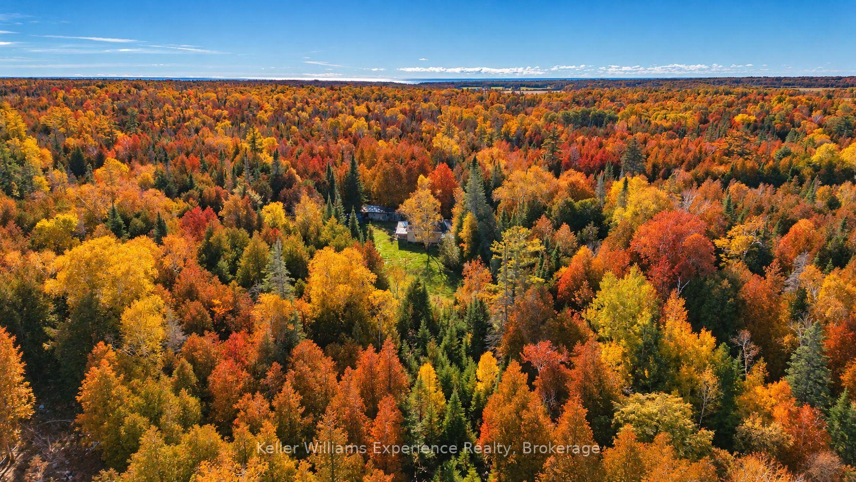 Photo of 1074 West Road