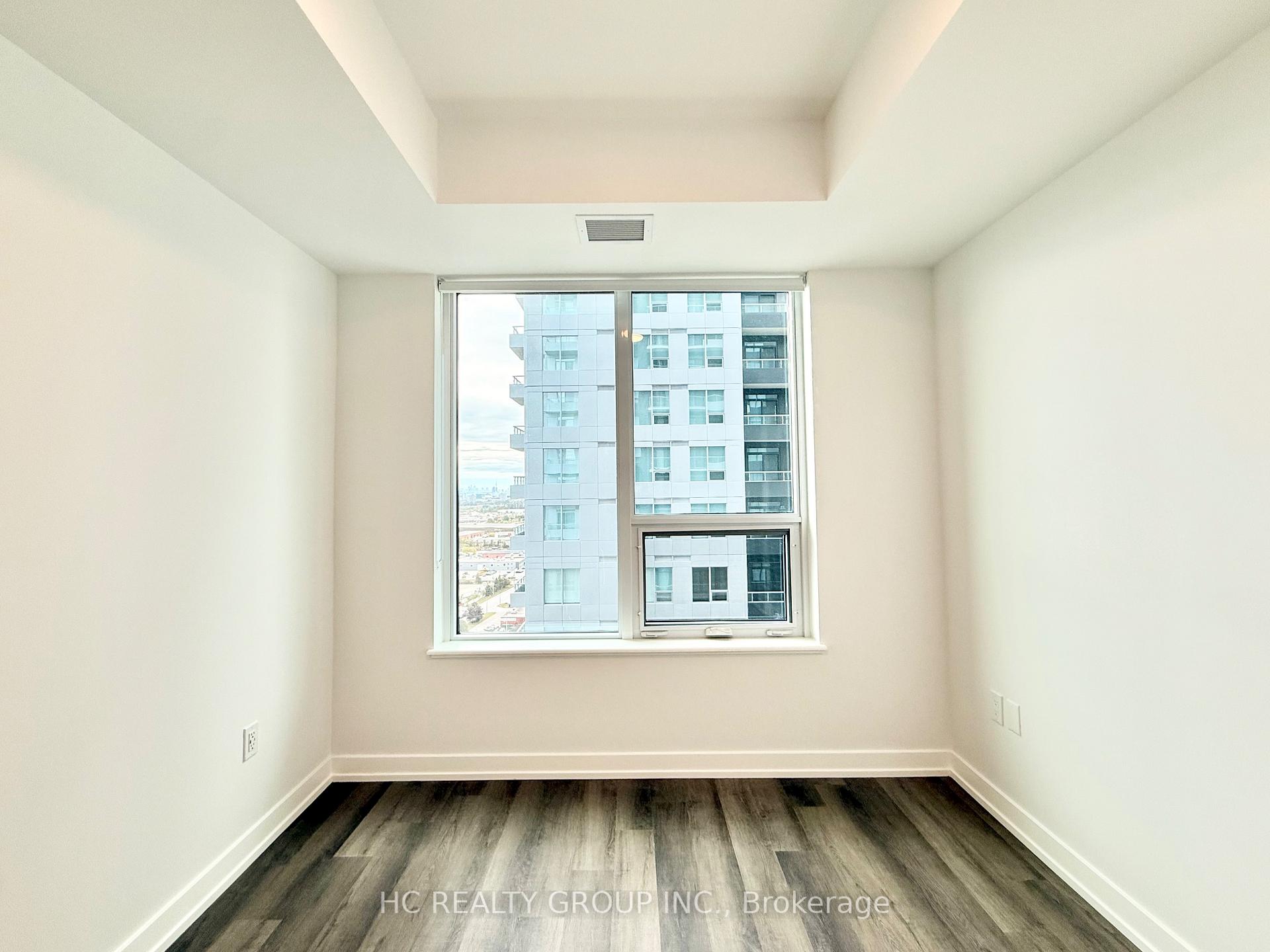 Photo 7 of Unit 2007, 5 Meadowdale Road, Vaughan, Concord — HOMEH