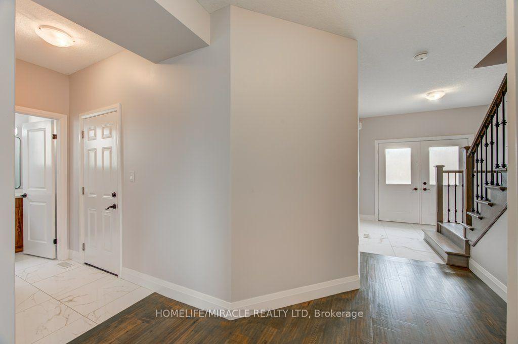 Photo 11 of 3032 Doyle Drive, London, South U — HOMEH