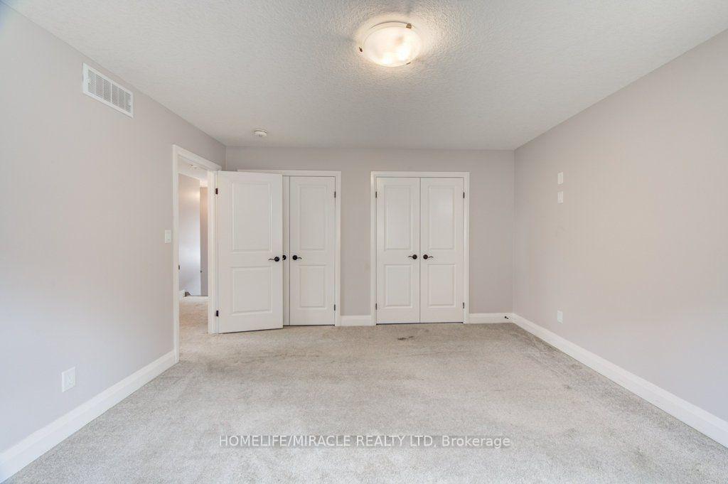 Photo 32 of 3032 Doyle Drive, London, South U — HOMEH