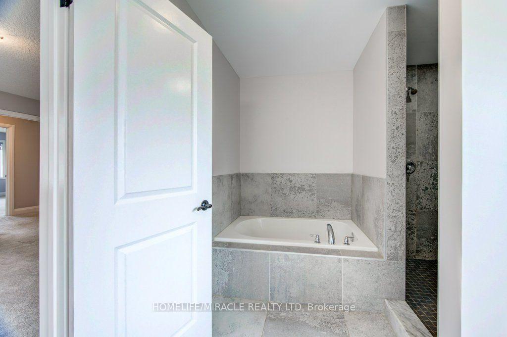 Photo 35 of 3032 Doyle Drive, London, South U — HOMEH